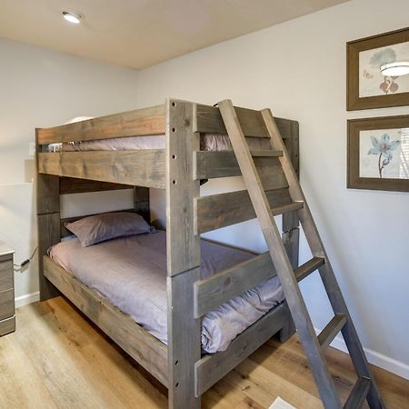 Updated Springs Home - 3 Mi To Garden Of The Gods! Colorado Springs Bagian luar foto
