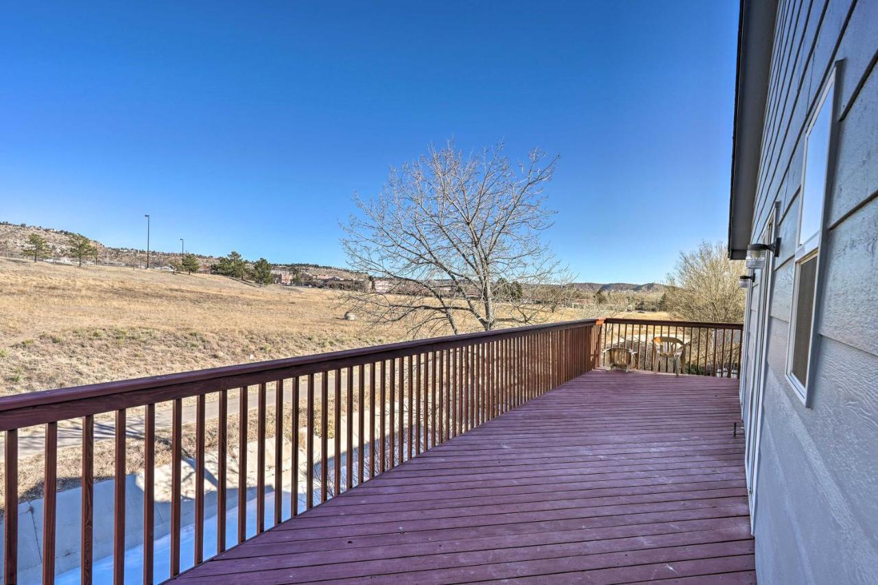 Updated Springs Home - 3 Mi To Garden Of The Gods! Colorado Springs Bagian luar foto