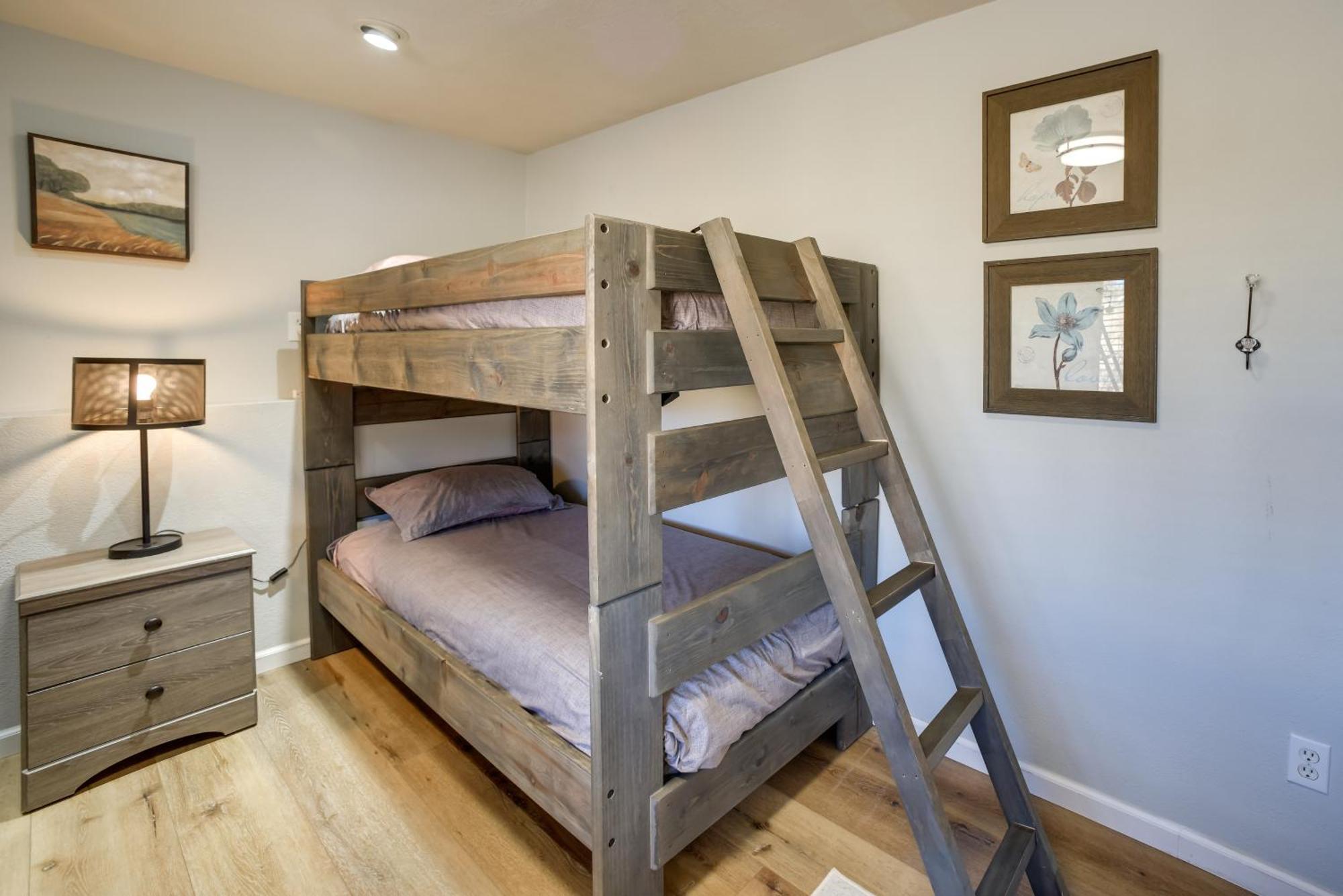 Updated Springs Home - 3 Mi To Garden Of The Gods! Colorado Springs Bagian luar foto