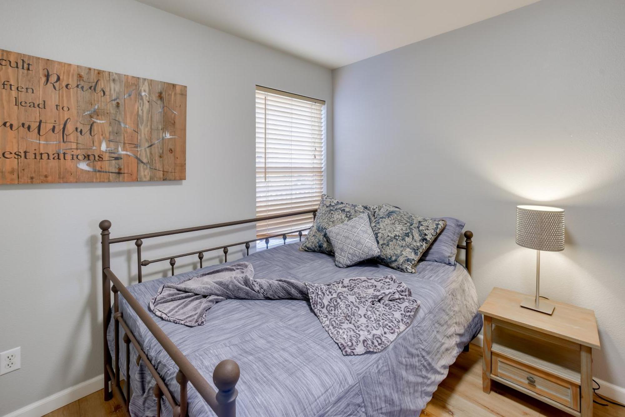 Updated Springs Home - 3 Mi To Garden Of The Gods! Colorado Springs Bagian luar foto