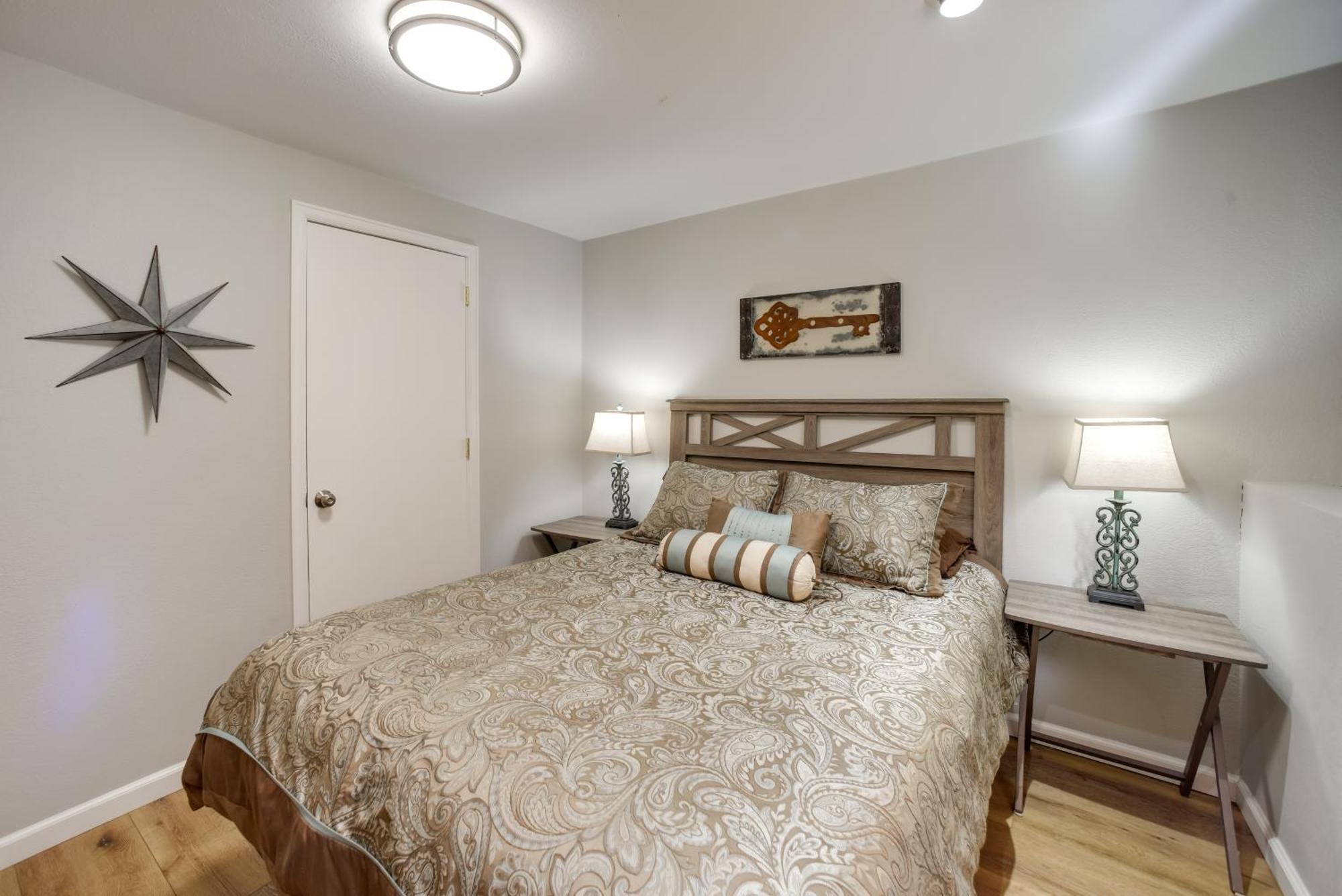 Updated Springs Home - 3 Mi To Garden Of The Gods! Colorado Springs Bagian luar foto