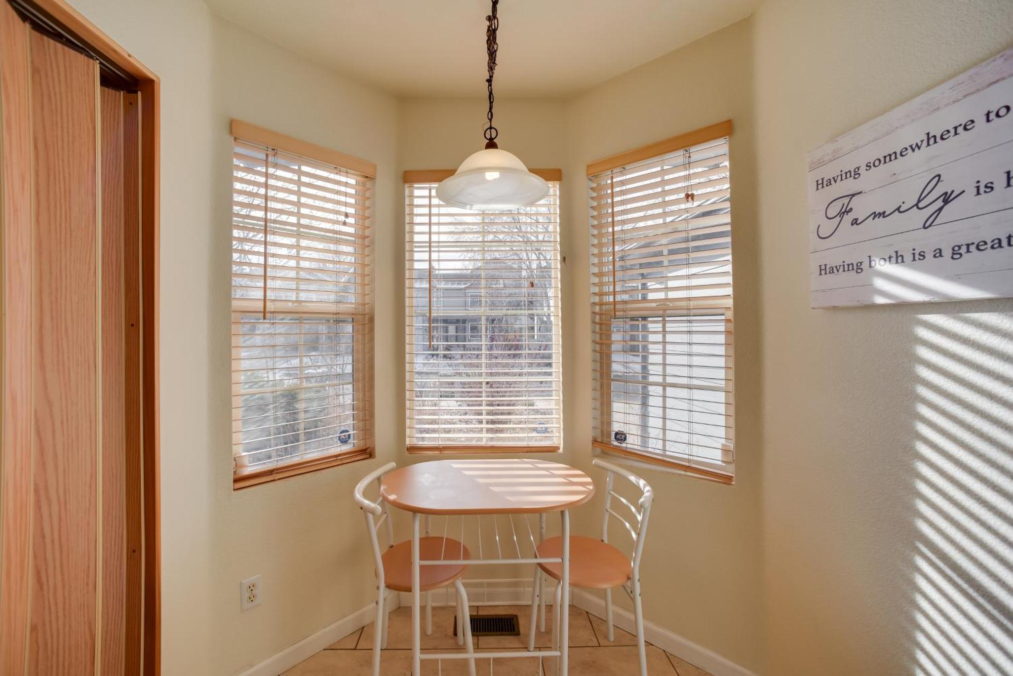 Updated Springs Home - 3 Mi To Garden Of The Gods! Colorado Springs Bagian luar foto