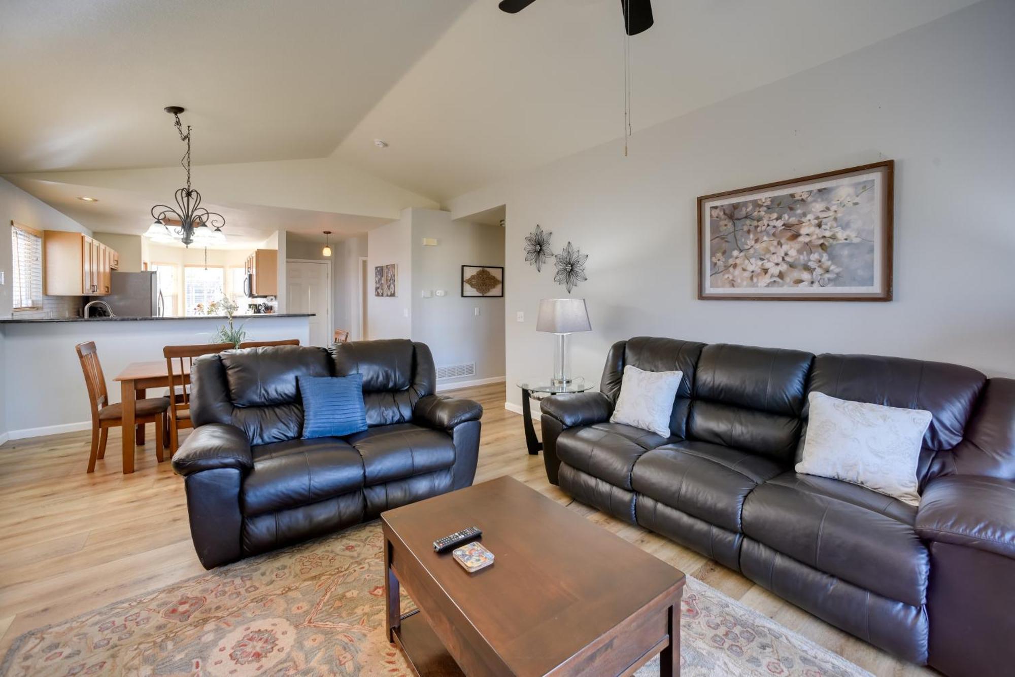 Updated Springs Home - 3 Mi To Garden Of The Gods! Colorado Springs Bagian luar foto